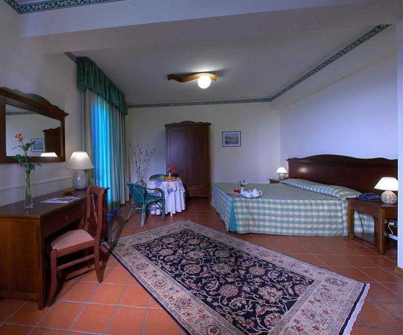Orizzonte Acireale Hotel ภายนอก รูปภาพ