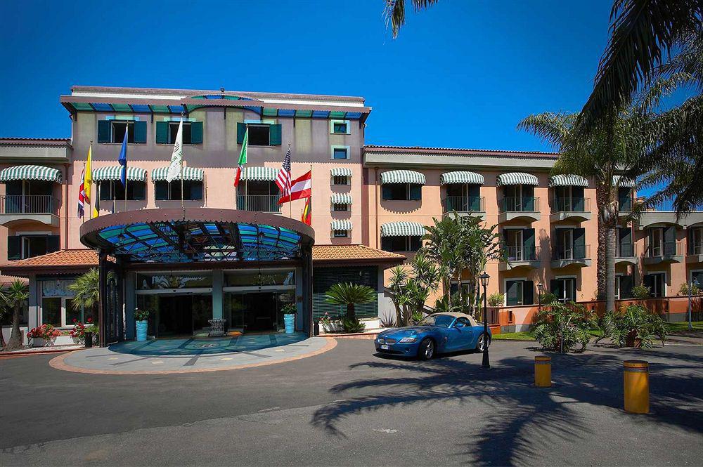 Orizzonte Acireale Hotel ภายนอก รูปภาพ